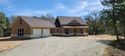 2792 Yorkshire Trl, Franklin, TX 77856