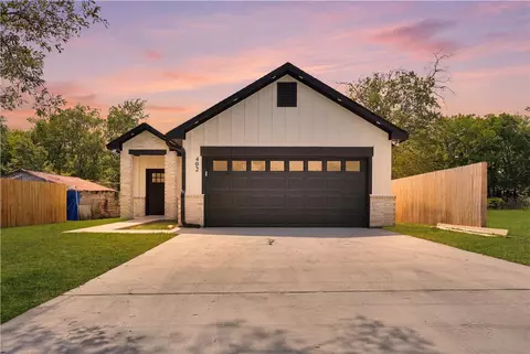 402 S Brazos Ave, Bryan, TX 77803