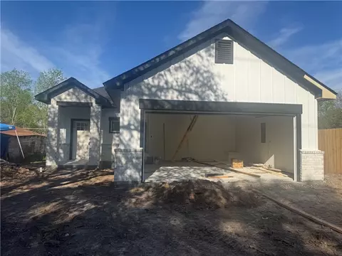 402 S Brazos Ave, Bryan, TX 77803