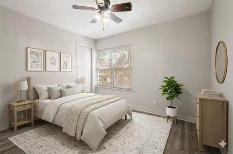 Bedroom - 1302 E 23rd St, Bryan, TX 77803 photo 3 of 4