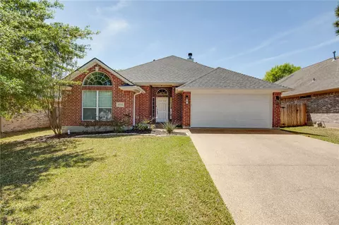 4216 Camber Ct, College Station, TX 77845