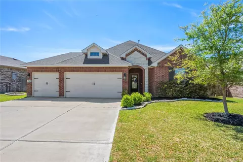 7417 Saint Andrews Dr, Navasota, TX 77868