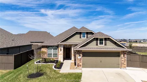 5161 Maroon Creek Dr, Bryan, TX 77802