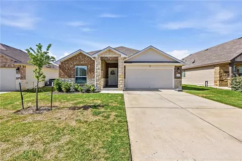 2009 Chief St, Bryan, TX 77807