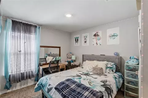 Bedroom - 2009 Chief St, Bryan, TX 77807 photo 4 of 5