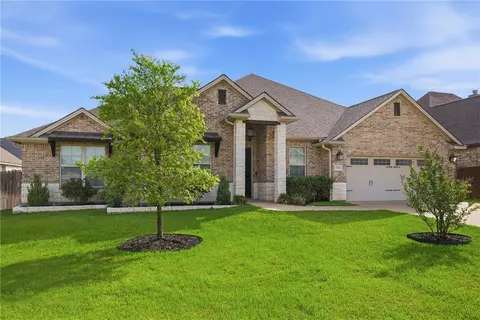 3220 Middleburg Grn, Bryan, TX 77808