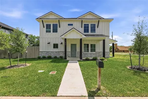 606 Banks St, College Station, TX 77840