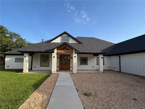 17401 Highway 21 W, North Zulch, TX 77872