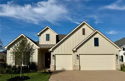 1812 Register Ct, College Station, TX 77845