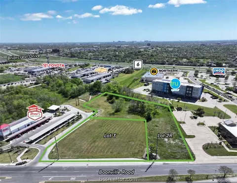 2414 Boonville Rd, Bryan, TX 77802