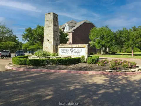 305 Holleman Drive E 701, College Station, TX 77840