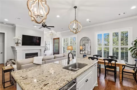 Kitchen - 2816 Maroon Ct, Bryan, TX 77807 photo 5 of 8