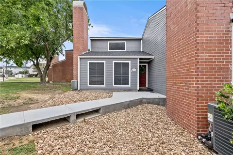 1500 Olympia Way 2, College Station, TX 77840