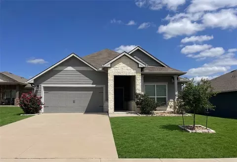 1504 Mckinney Ct, Brenham, TX 77833