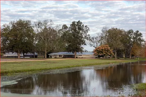 7654 County Road 121, Wharton, TX 77488