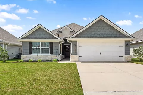 3417 Calmar Ct, Bryan, TX 77808
