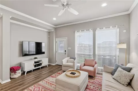 1762 Lonetree Dr, College Station, TX 77845