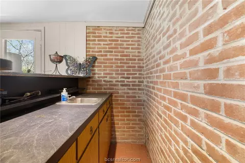 Other - 800 Esther Blvd, Bryan, TX 77802 photo 6 of 6