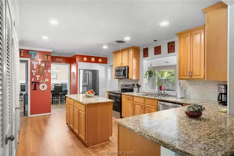 Kitchen - 800 Esther Blvd, Bryan, TX 77802 photo 2 of 3