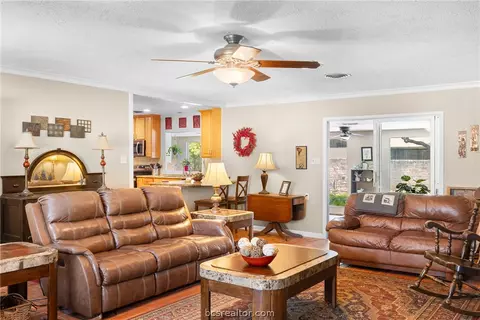 Living - 800 Esther Blvd, Bryan, TX 77802 photo 2 of 2