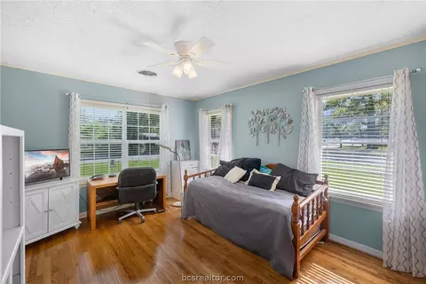 Bedroom - 800 Esther Blvd, Bryan, TX 77802 photo 3 of 4