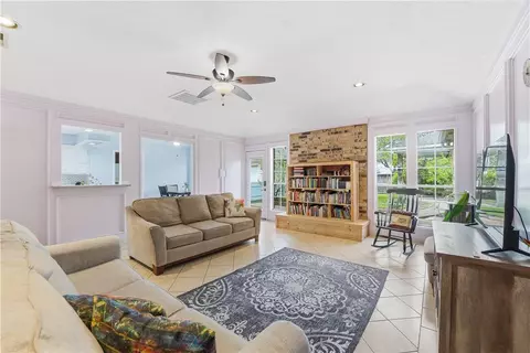 Living - 22338 Wetherburn Ln, Katy, TX 77449 photo 1 of 2