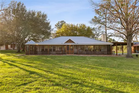 8787 Locke Rd, Bryan, TX 77808
