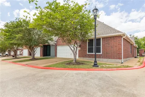 3527 Myth Ln, College Station, TX 77845