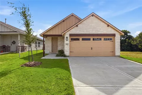 914 Fork Ct, College Station, TX 77845