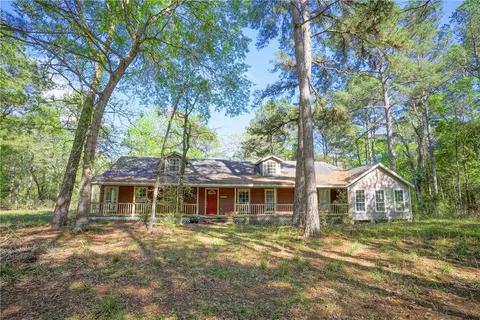 15777 Post Oak Rd, Plantersville, TX 77363