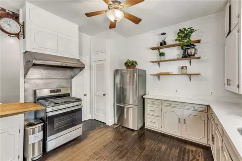 Kitchen - 509 E 30th St, Bryan, TX 77803 photo 2 of 4