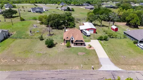 4437 Conquistador Cir, Bryan, TX 77807