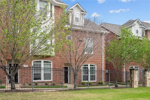 305 Holleman Drive E 205, College Station, TX 77840