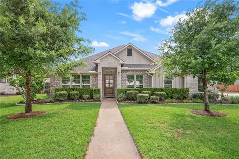 4400 Toddington Ln, College Station, TX 77845