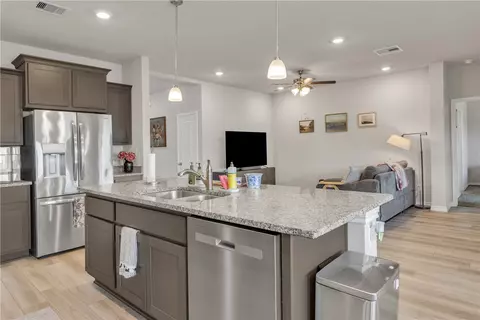 Kitchen - 2016 Chief St, Bryan, TX 77807 photo 4 of 4