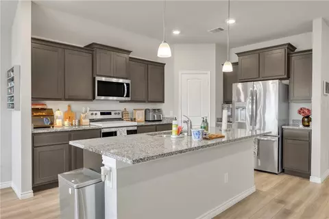 Kitchen - 2016 Chief St, Bryan, TX 77807 photo 2 of 4