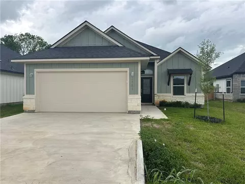 2581 Dove Crossing Ln, Navasota, TX 77868
