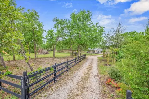 6538 Olympia Buddy Rd, College Station, TX 77845