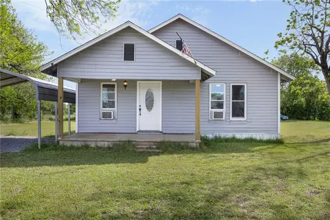 114 Worthy St, Donie, TX 75838
