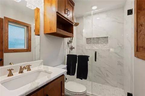 Bath - 2305 Hillside Dr, Bryan, TX 77802 photo 1 of 2