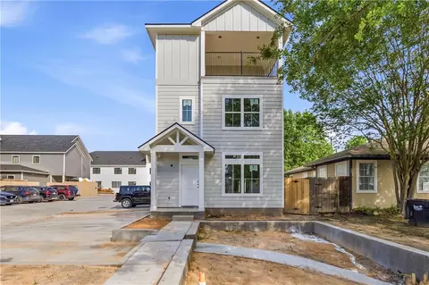 301 Park Pl, College Station, TX 77840