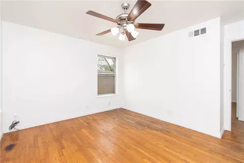 301 E Walker Ave, Temple, TX 76501 photo 8