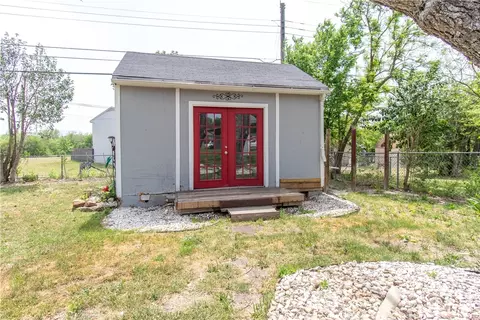 301 E Walker Ave, Temple, TX 76501 photo 24