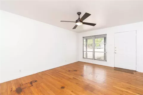 301 E Walker Ave, Temple, TX 76501 photo 18