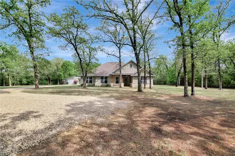 1196 Evelyn Ct, Franklin, TX 77856