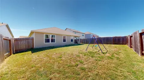 Exterior - 6021 Toby Bnd, Bryan, TX 77807 photo 4 of 5