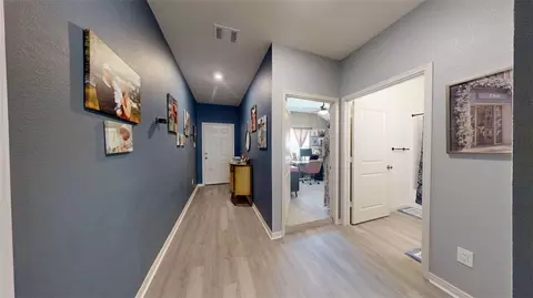 Entry Way - 6021 Toby Bnd, Bryan, TX 77807 photo 9 of 9