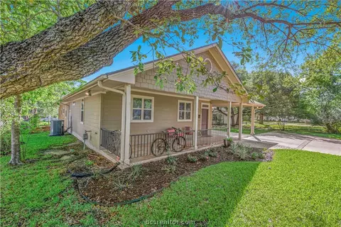 405 Ayrshire St, College Station, TX 77840