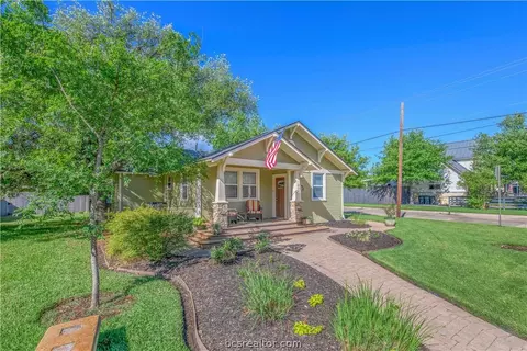 400 Fairview Ave, College Station, TX 77840