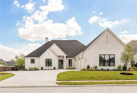 2043 Pebble Bend Dr, College Station, TX 77845